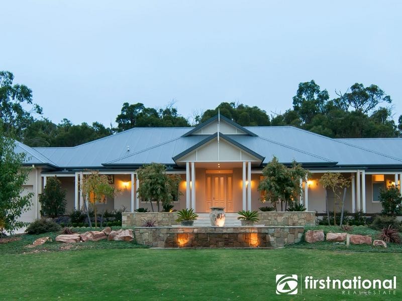 10 Connassidy Close, Beaconsfield VIC 3807