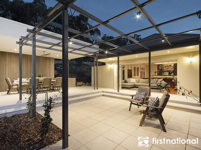 10 Connassidy Close, Beaconsfield VIC 3807