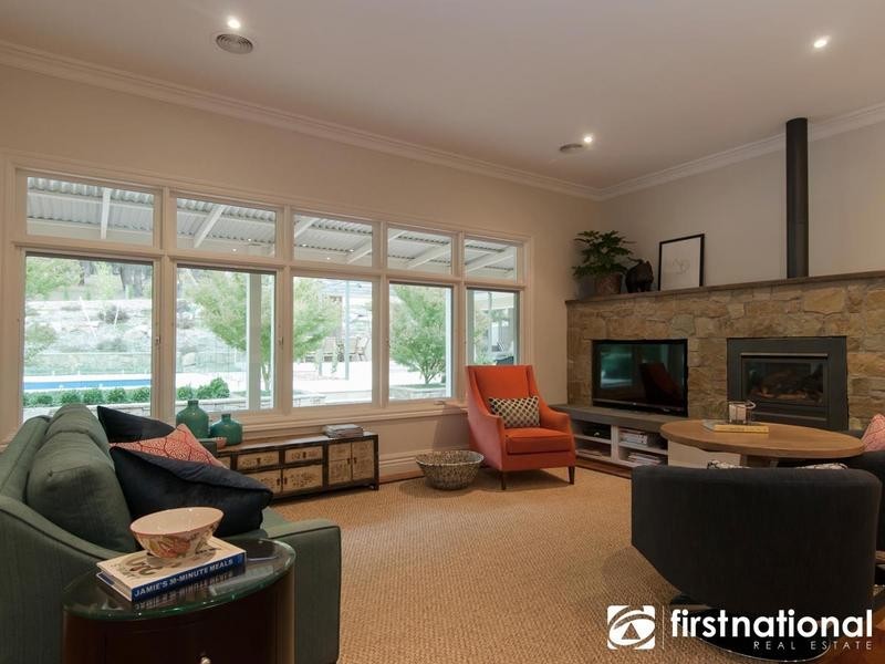 10 Connassidy Close, Beaconsfield VIC 3807