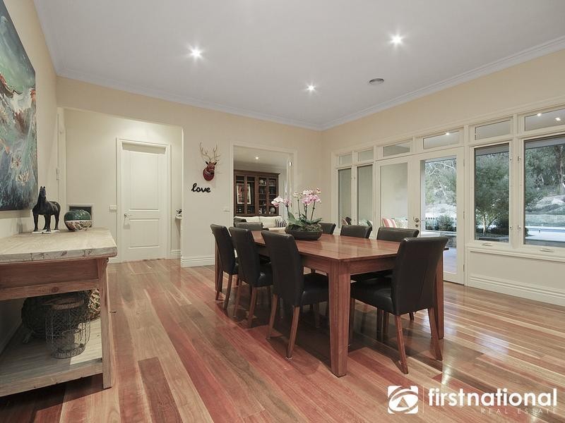 10 Connassidy Close, Beaconsfield VIC 3807
