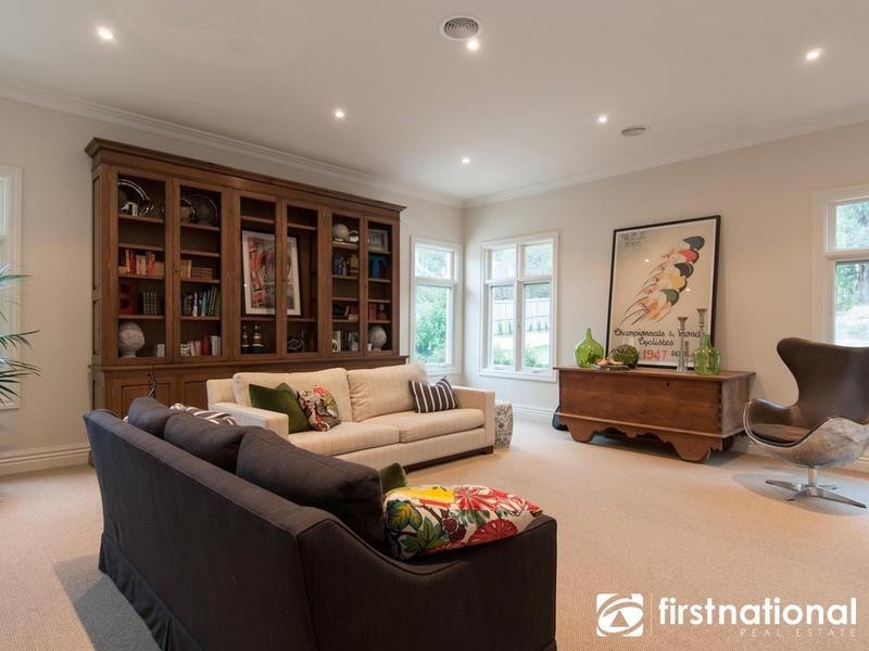 10 Connassidy Close, Beaconsfield VIC 3807