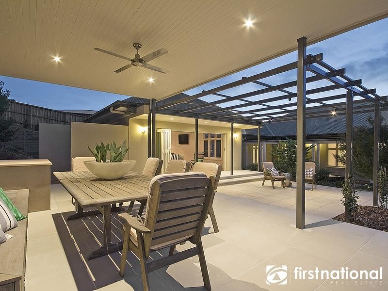 10 Connassidy Close, Beaconsfield VIC 3807