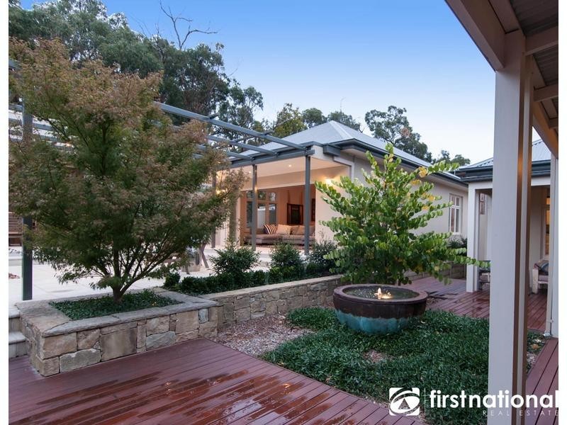 10 Connassidy Close, Beaconsfield VIC 3807