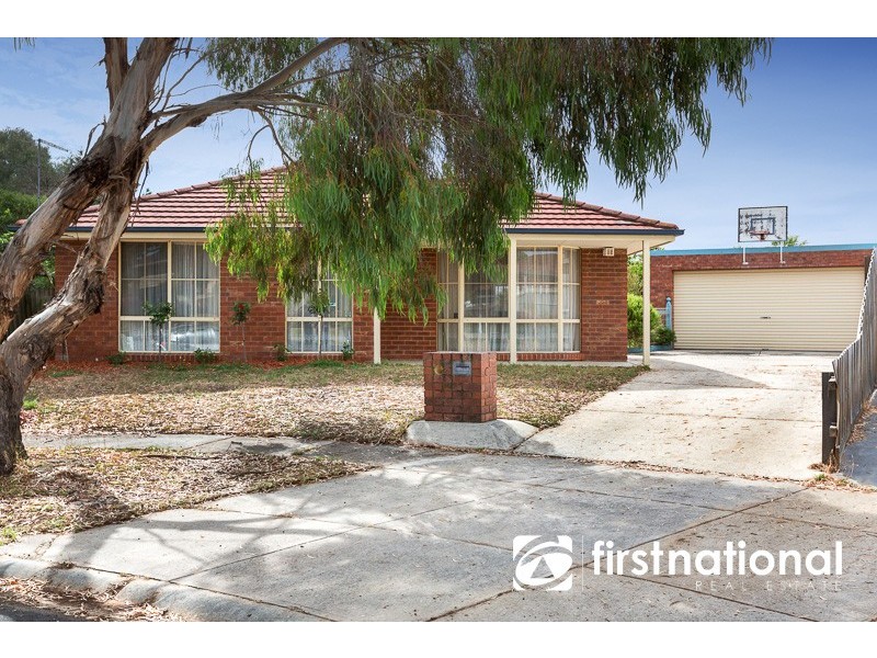 21 McNamara Court, Pakenham VIC 3810