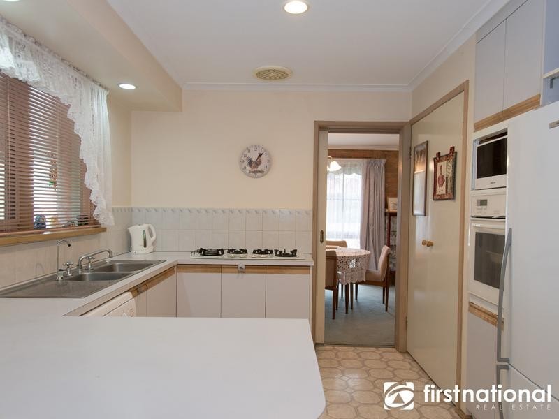 8 Ashfield Drive, Berwick VIC 3806