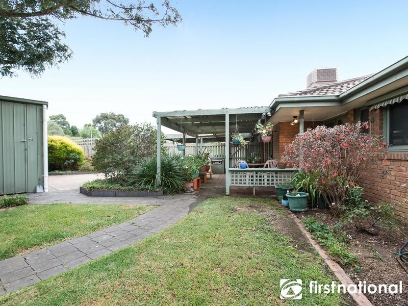 8 Ashfield Drive, Berwick VIC 3806