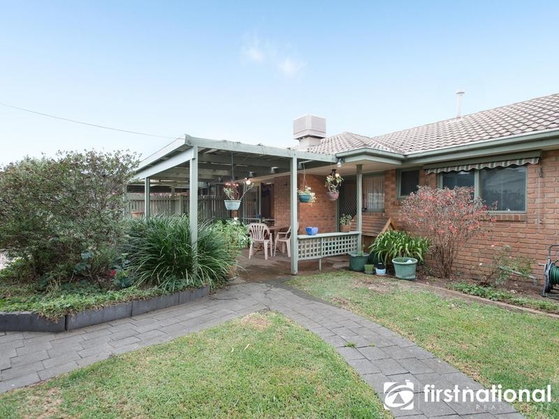 8 Ashfield Drive, Berwick VIC 3806