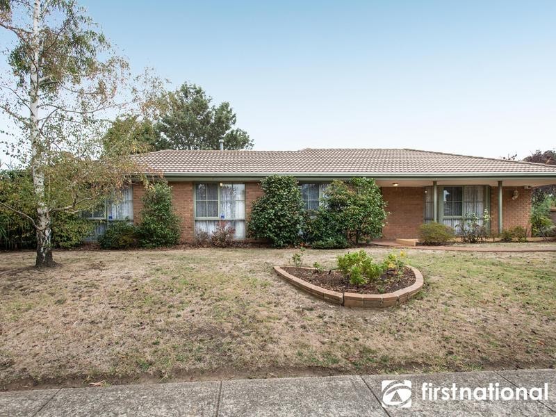 8 Ashfield Drive, Berwick VIC 3806