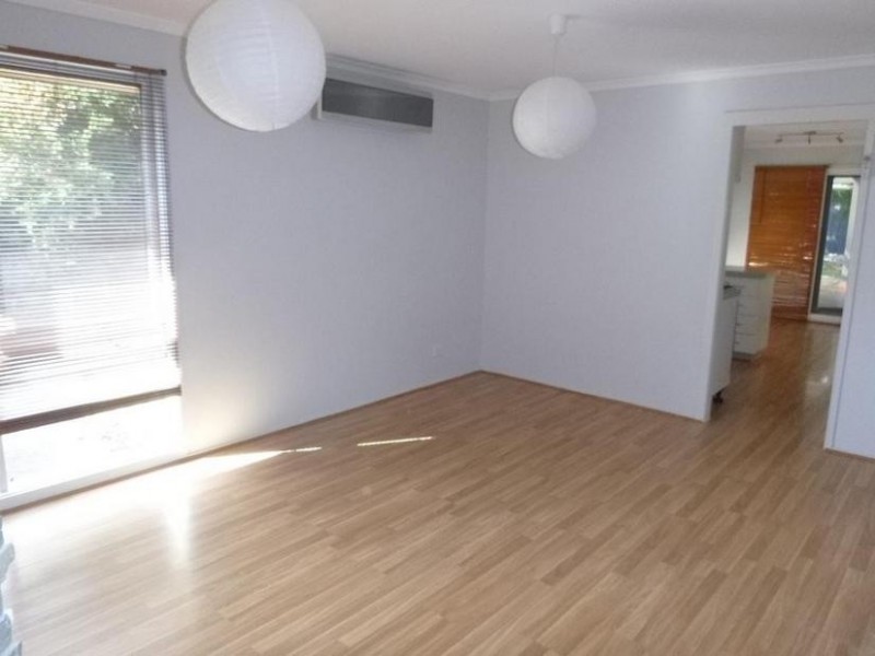 12 Hillman Court, Berwick VIC 3806