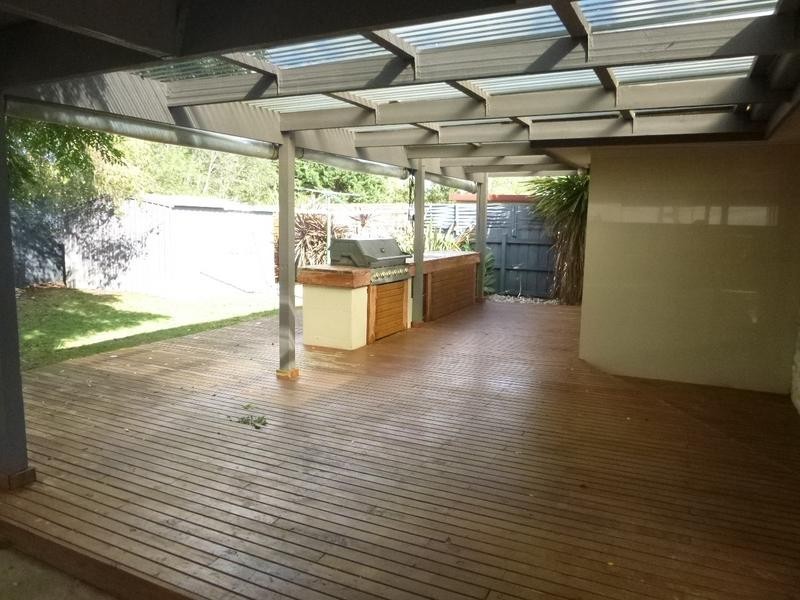 12 Hillman Court, Berwick VIC 3806