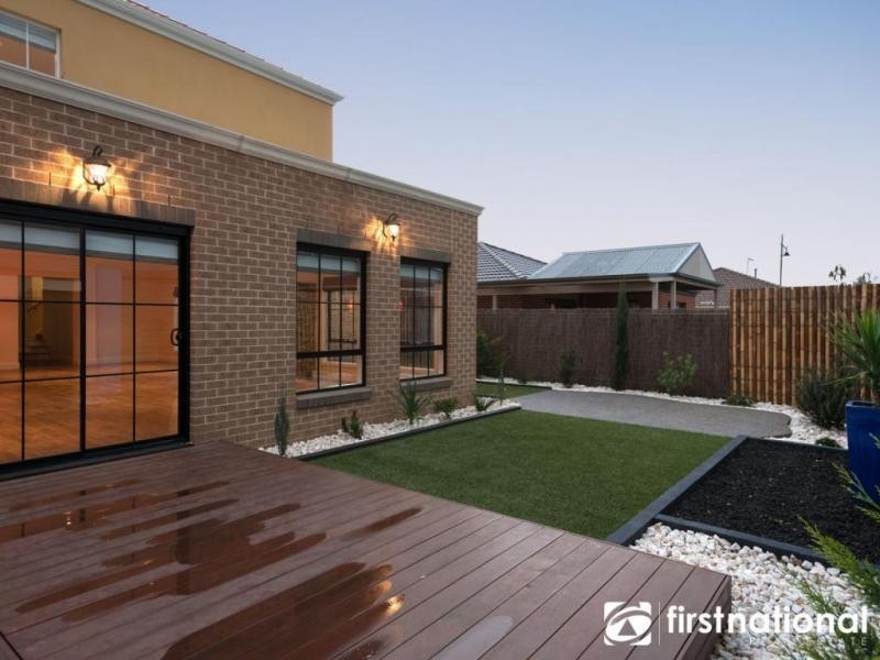 6 Ascent Drive, Cranbourne North VIC 3977