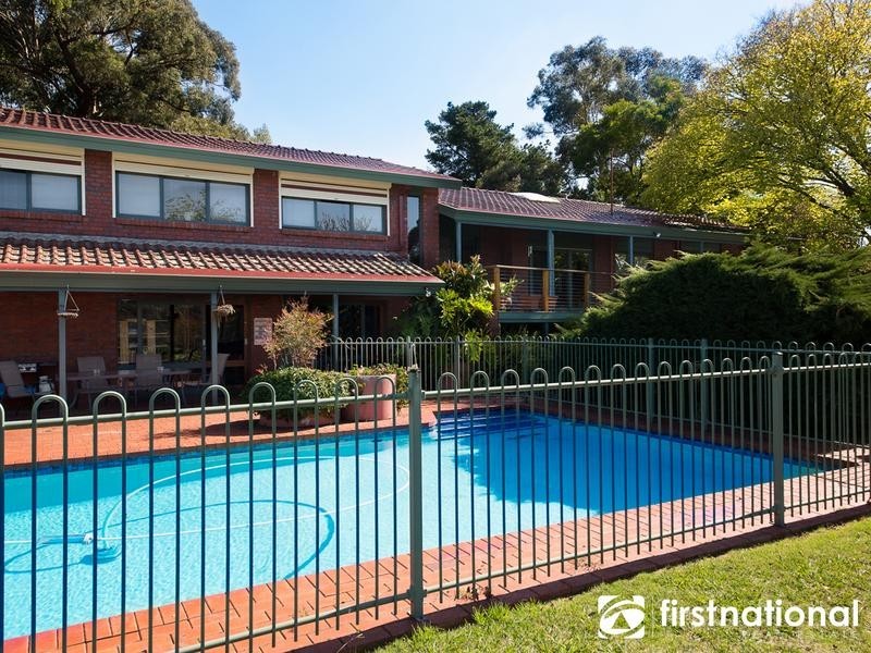 34 Malanie Close, Narre Warren North VIC 3804