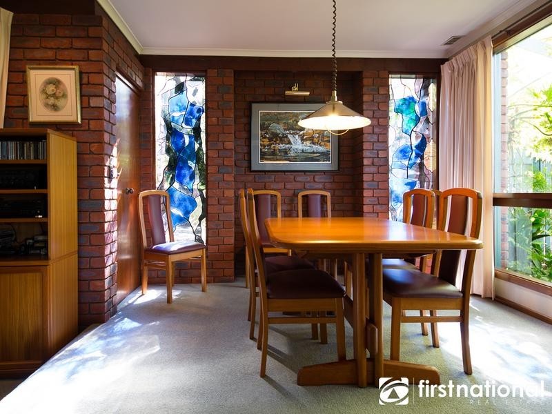 34 Malanie Close, Narre Warren North VIC 3804