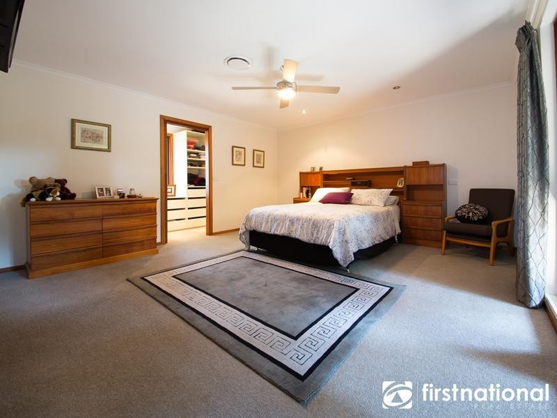 34 Malanie Close, Narre Warren North VIC 3804