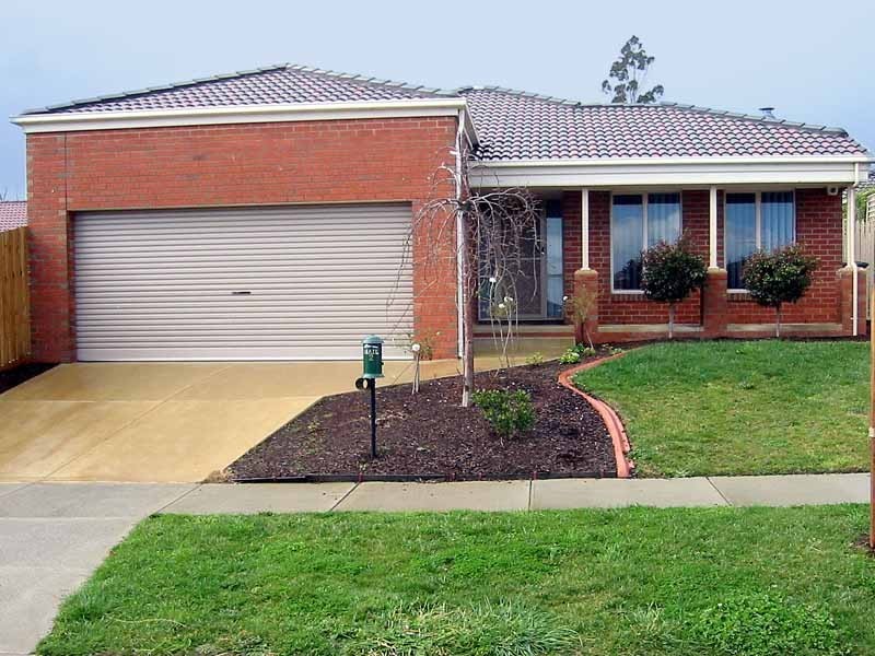 2 Prime Court, Berwick VIC 3806