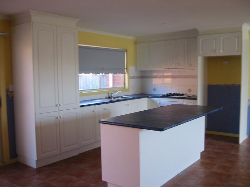 2 Prime Court, Berwick VIC 3806