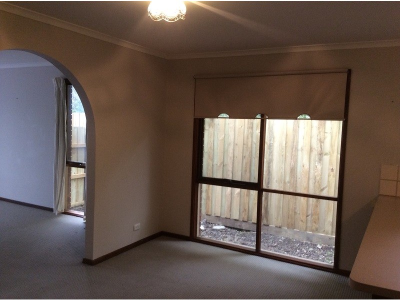 24 Woodlands Crescent, Narre Warren VIC 3805