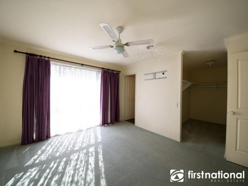 10 Rich Walk, Narre Warren South VIC 3805