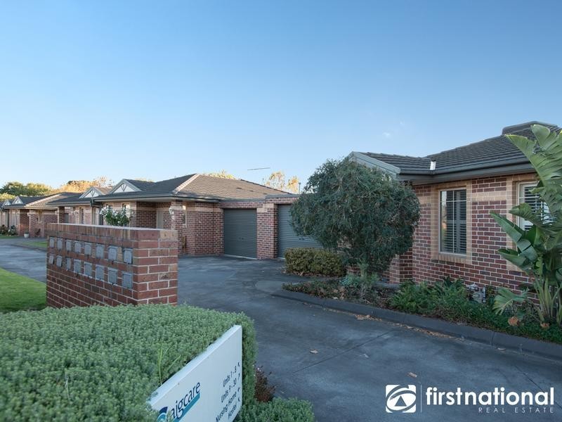 20/21-25 Parkhill Drive, Berwick VIC 3806
