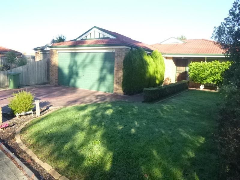 3 Claremont Glen, Berwick VIC 3806