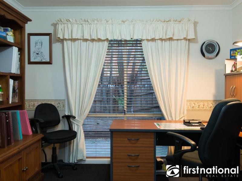 2 Dirkala Retreat, Berwick VIC 3806