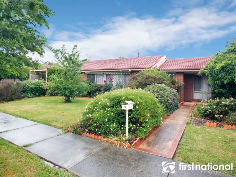 24 Strathavan Drive, Berwick VIC 3806