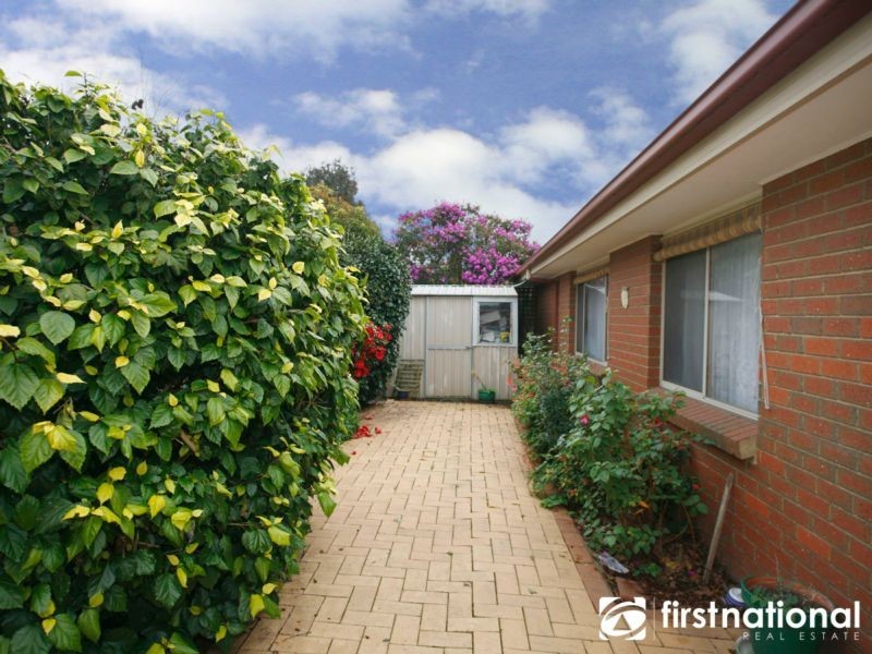 24 Strathavan Drive, Berwick VIC 3806