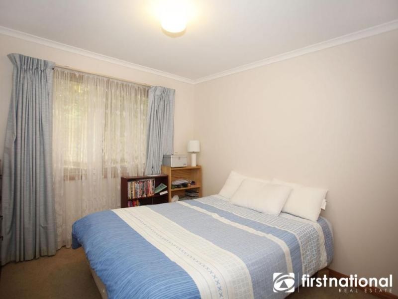 24 Strathavan Drive, Berwick VIC 3806