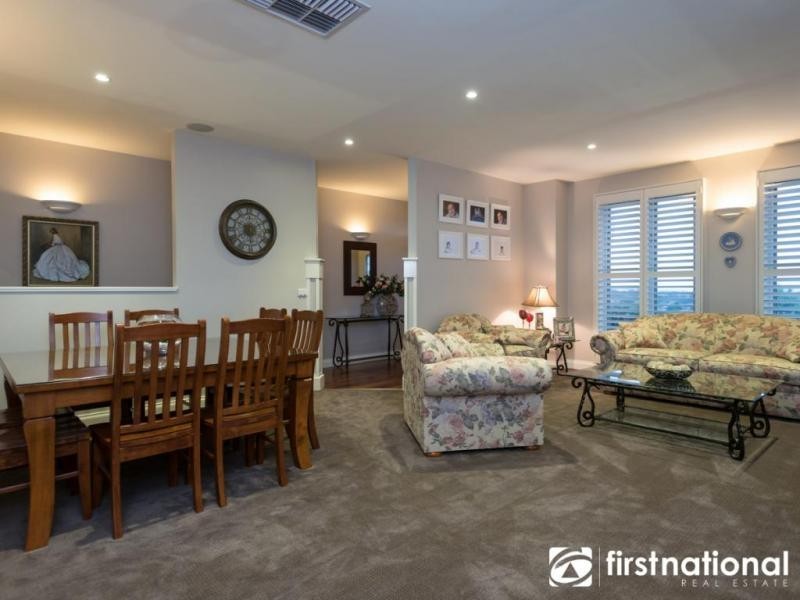 9 Emerson Court, Berwick VIC 3806