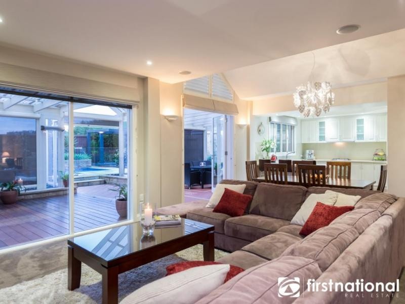 9 Emerson Court, Berwick VIC 3806