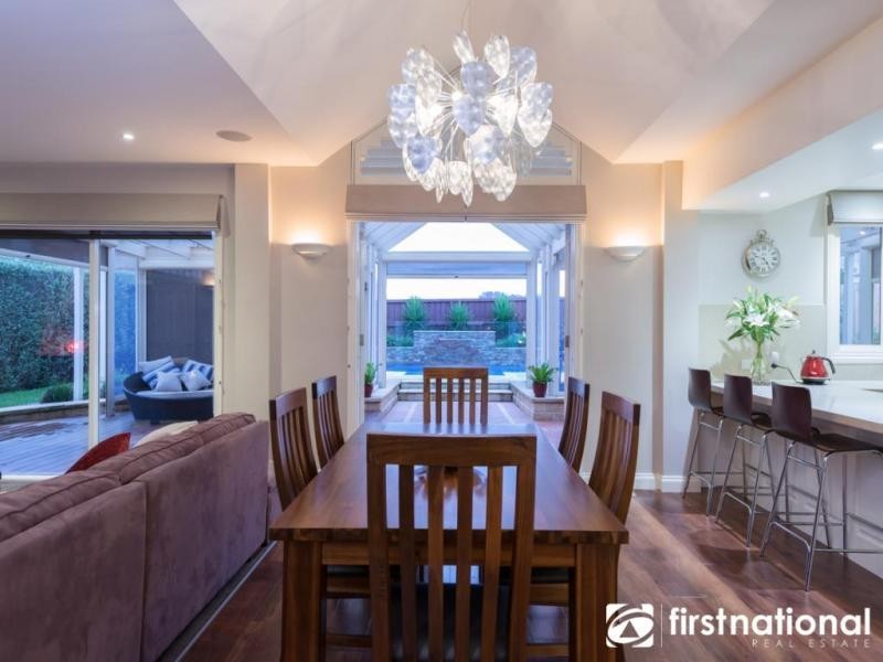 9 Emerson Court, Berwick VIC 3806