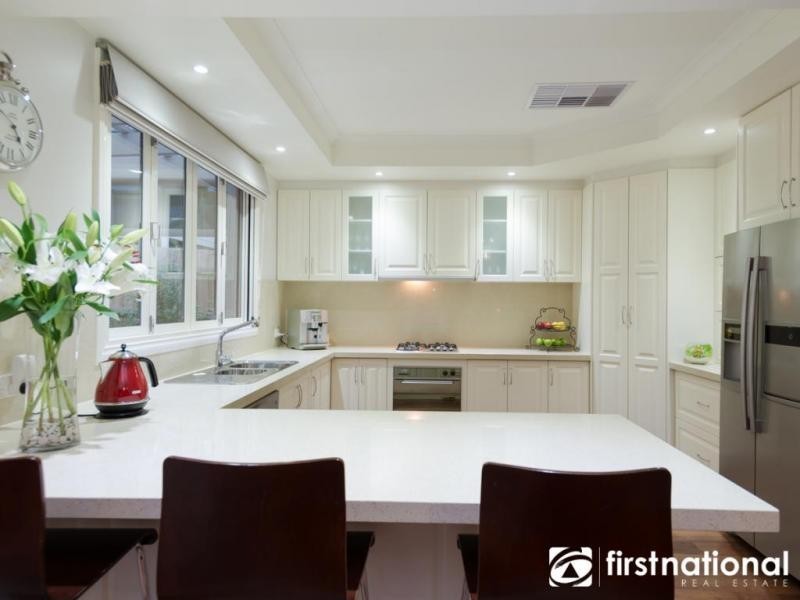 9 Emerson Court, Berwick VIC 3806