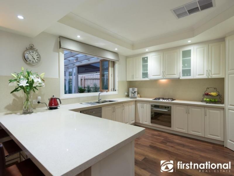 9 Emerson Court, Berwick VIC 3806