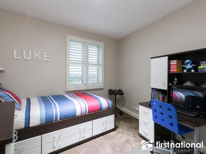 9 Emerson Court, Berwick VIC 3806