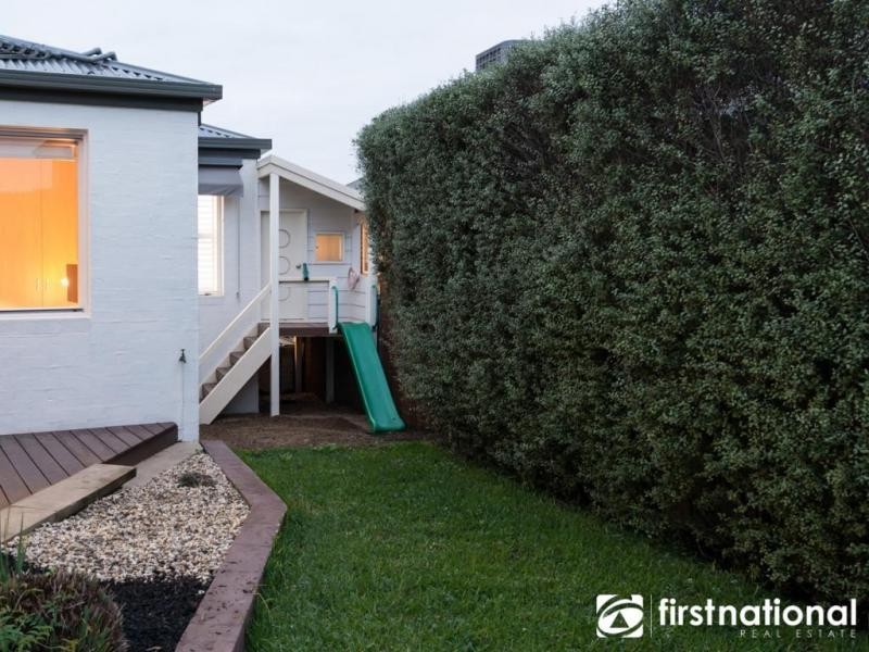 9 Emerson Court, Berwick VIC 3806
