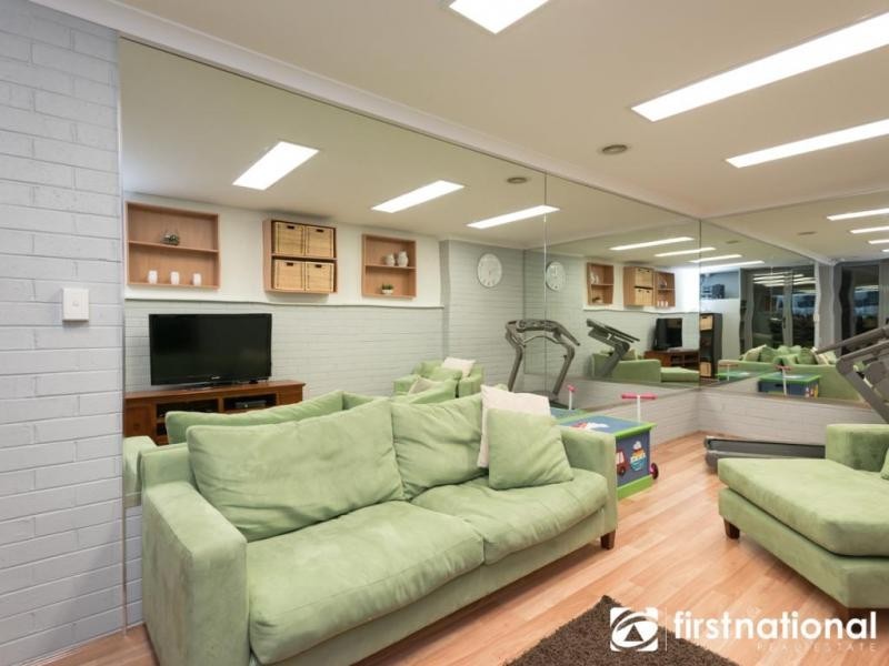 9 Emerson Court, Berwick VIC 3806