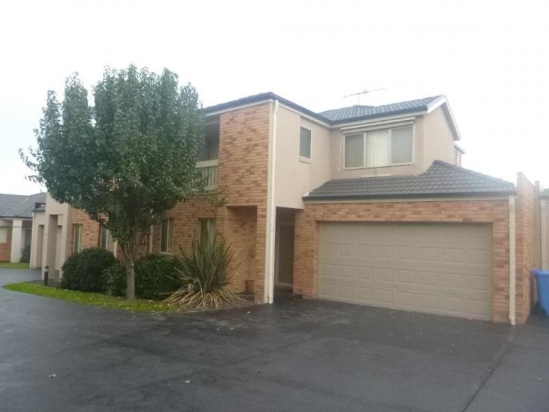 10/101-103 Golf Links Road, Berwick VIC 3806