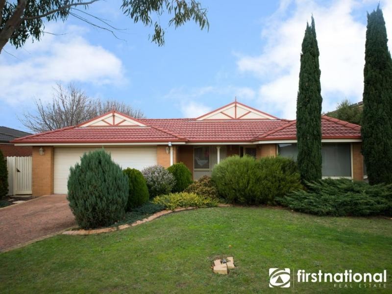 9 Napier Way, Narre Warren South VIC 3805