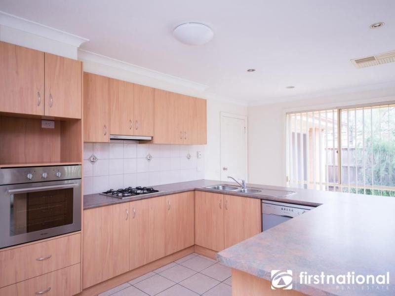 9 Napier Way, Narre Warren South VIC 3805