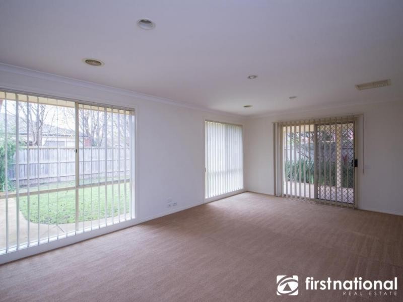 9 Napier Way, Narre Warren South VIC 3805