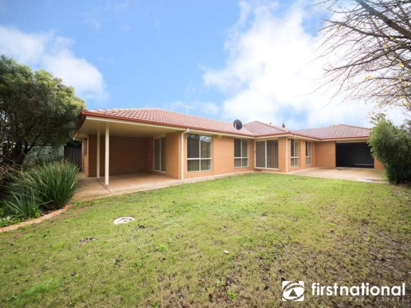 9 Napier Way, Narre Warren South VIC 3805