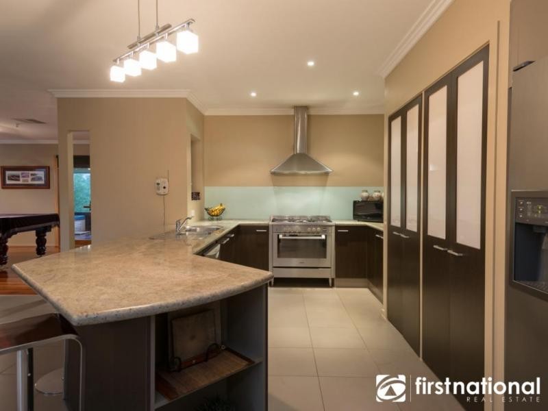 70-72 Marisa Crescent, Berwick VIC 3806
