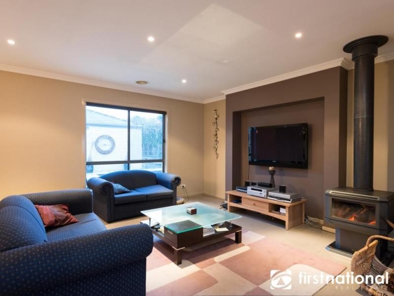 70-72 Marisa Crescent, Berwick VIC 3806
