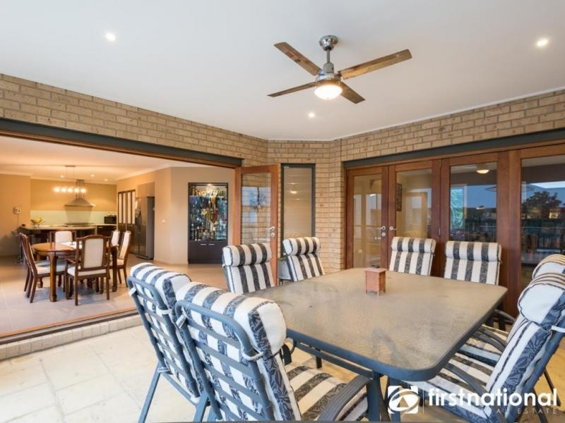 70-72 Marisa Crescent, Berwick VIC 3806