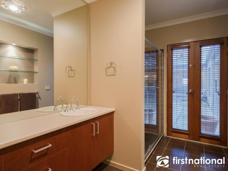 70-72 Marisa Crescent, Berwick VIC 3806