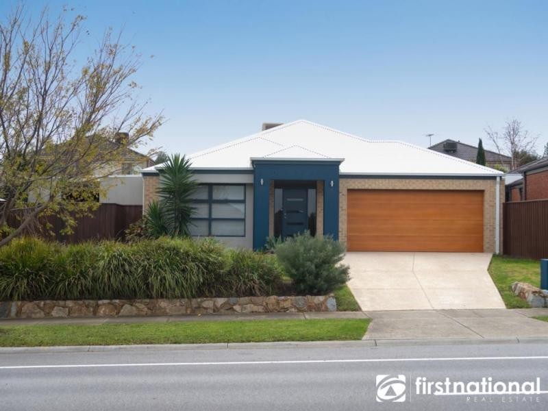 24 Viewgrand Drive, Berwick VIC 3806