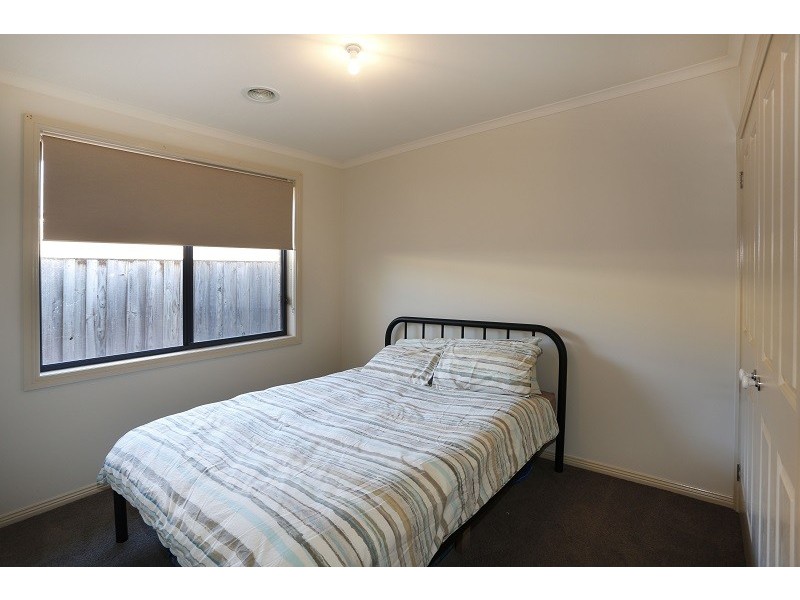 9 Tasman Way, Pakenham VIC 3810