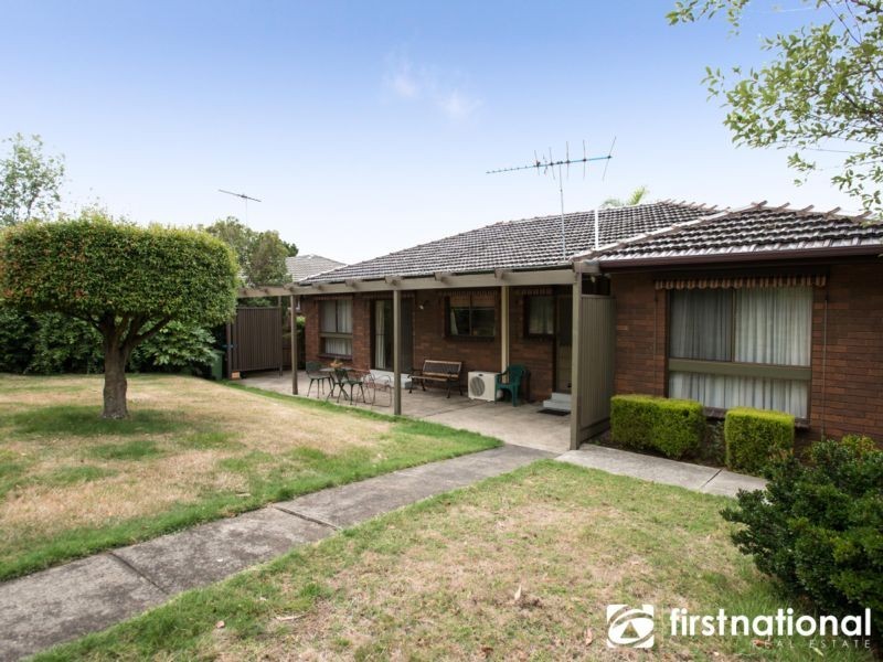 26 Outlook Drive, Berwick VIC 3806