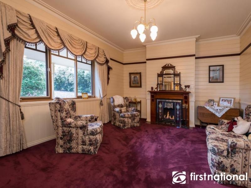38-40 Cloverfield Close, Berwick VIC 3806