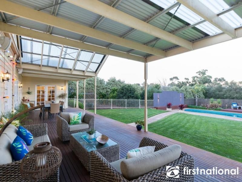 38-40 Cloverfield Close, Berwick VIC 3806